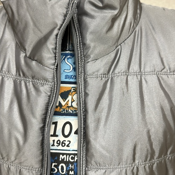 Best - Picture 2 of 4